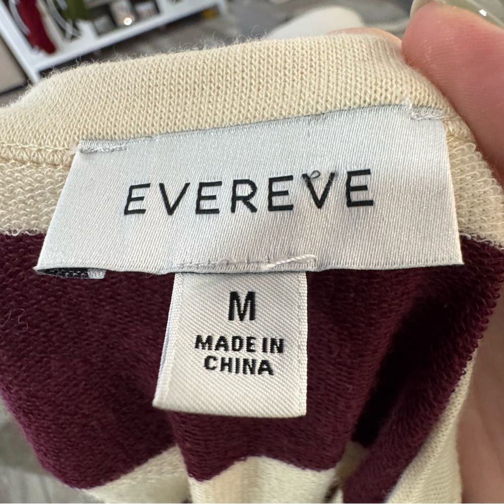 Evereve finn striped sweatshirt size medium - Picture 4 of 4